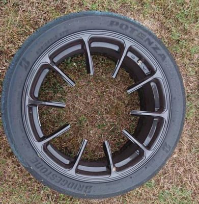 Replica Alloy Wheel Broken 2