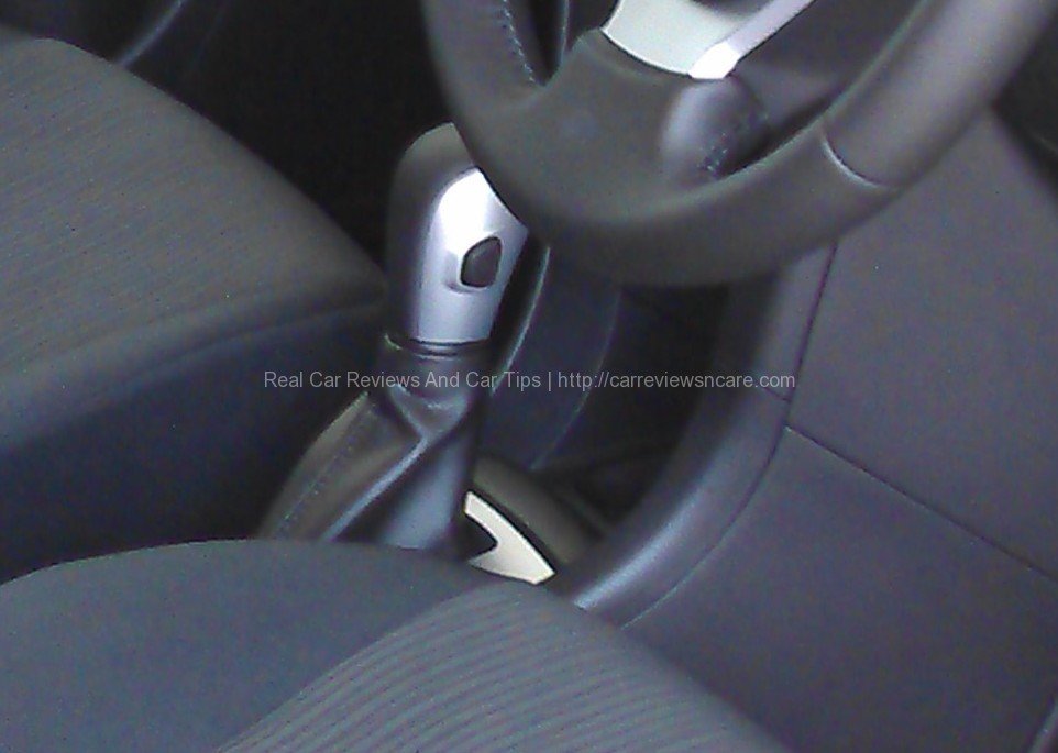 Suzuki Swift 1.4 CBU Straight Way Gear Knob with Overdrive ON and OFF button Suzuki Swift 1.4 CBU Straight Way Gear Knob with Overdrive ON and OFF button