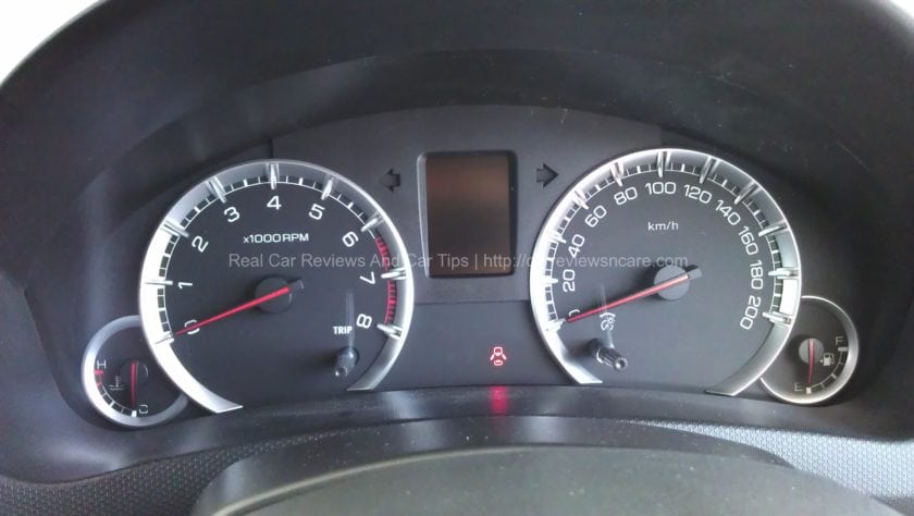Suzuki Swift 1.4 CBU Panel Meter with Digital Information Display Suzuki Swift 1.4 CBU Panel Meter with Digital Information Display