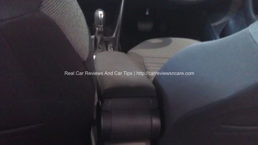 Volkswagen Polo 1.2 TSI armrest