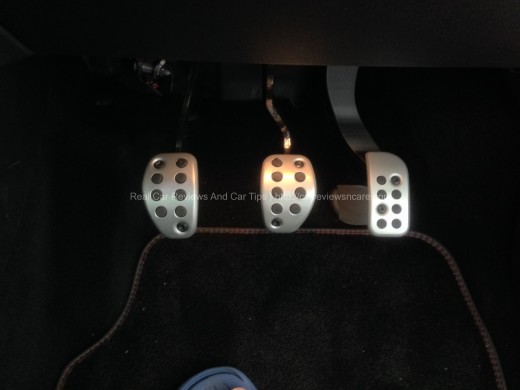 Peugeot 208 GTi come with aluminium sport pedals Peugeot 208 GTi come with aluminium sport pedals