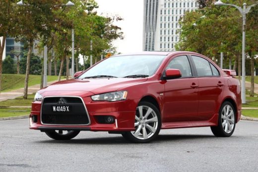 Mitsubishi Lancer 2.0 GTE  Side View